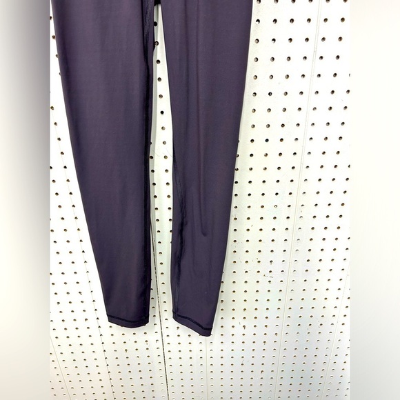 Everlane Grey Leggings - Picture 2 of 4